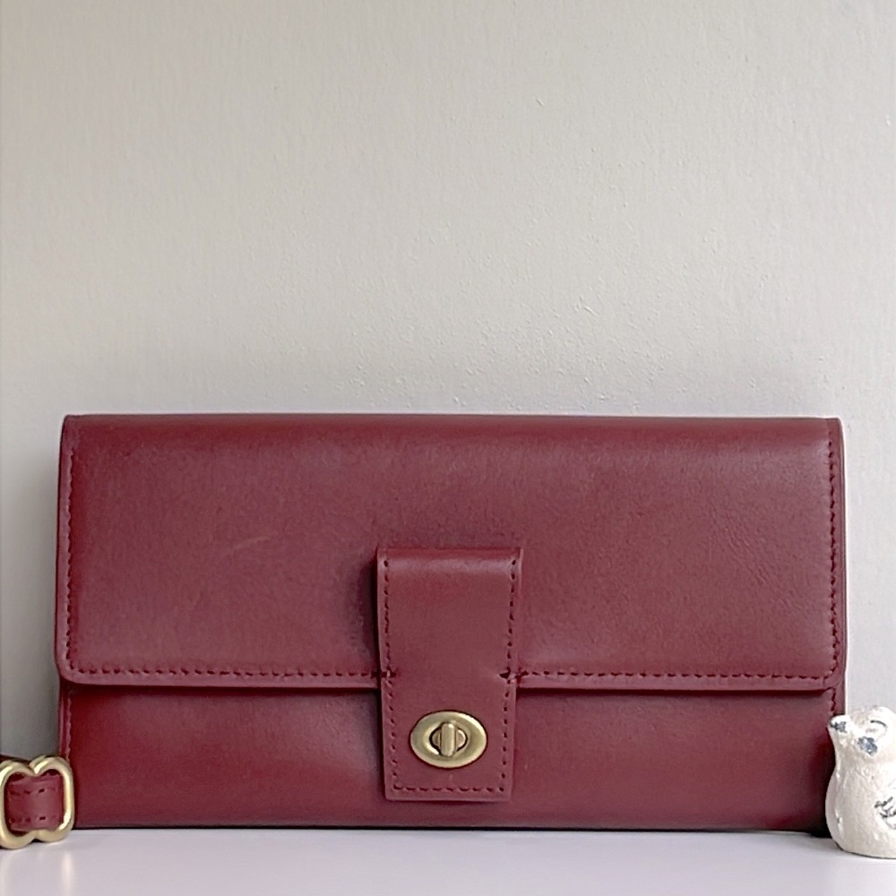 J.W. HULME Genuine Leather Turnlock Wallet Crossbody Bag - Picture 16 of 16